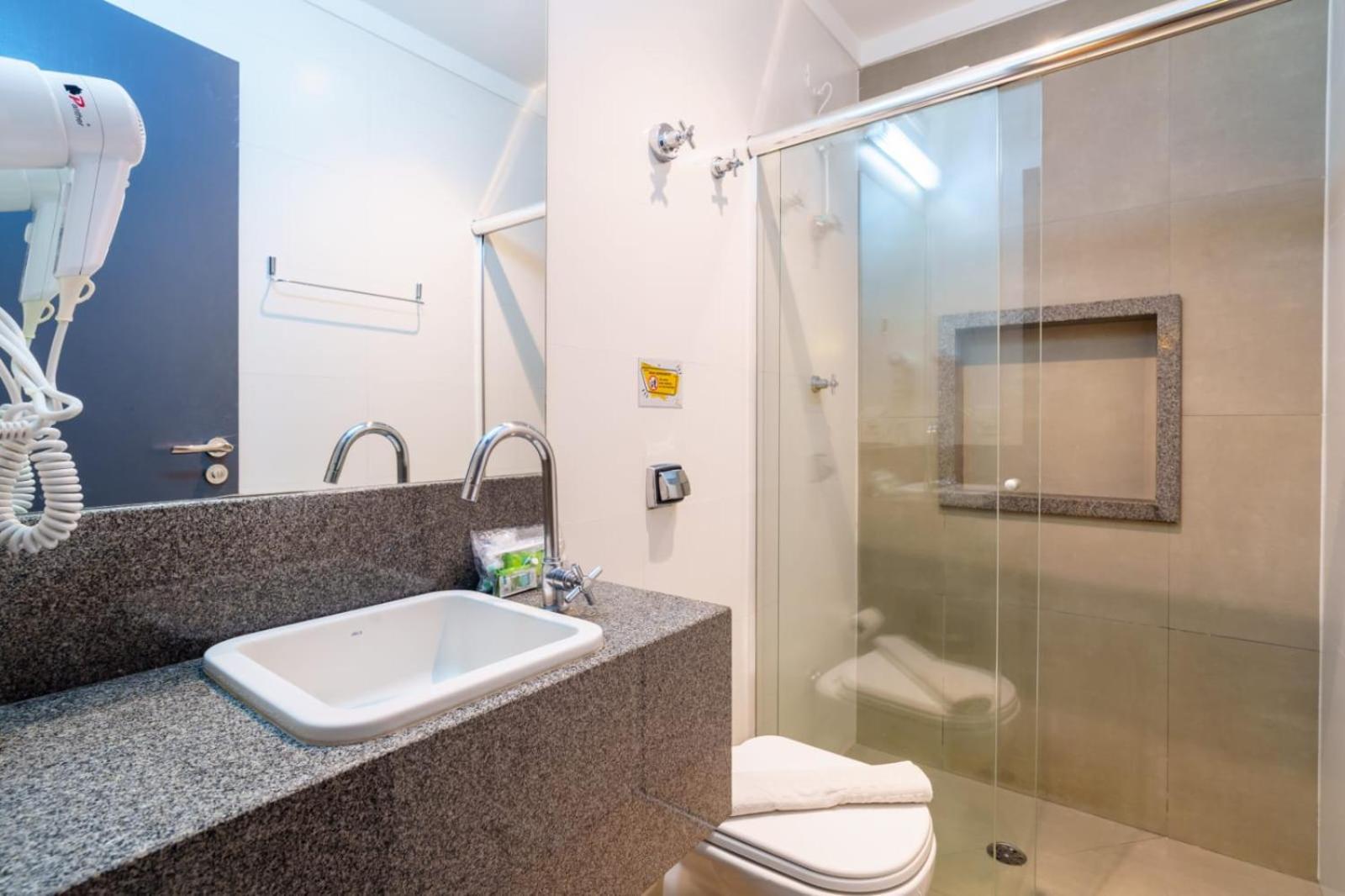 Uniclass Hotel Pinheiros San Paolo Esterno foto