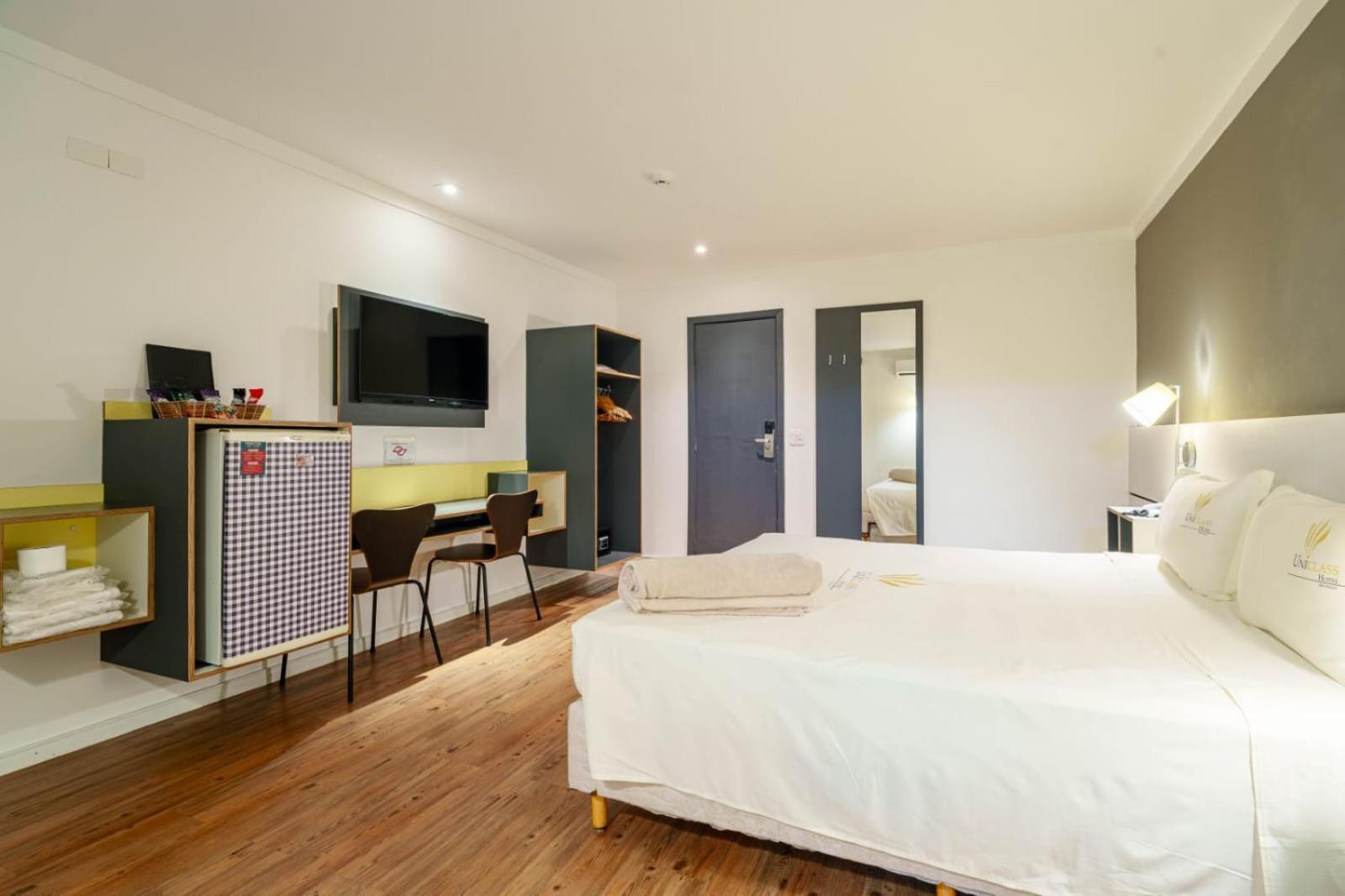 Uniclass Hotel Pinheiros San Paolo Esterno foto