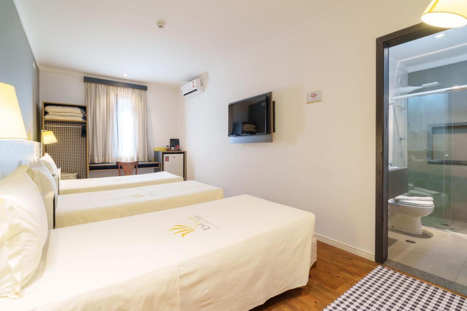 Uniclass Hotel Pinheiros San Paolo Esterno foto