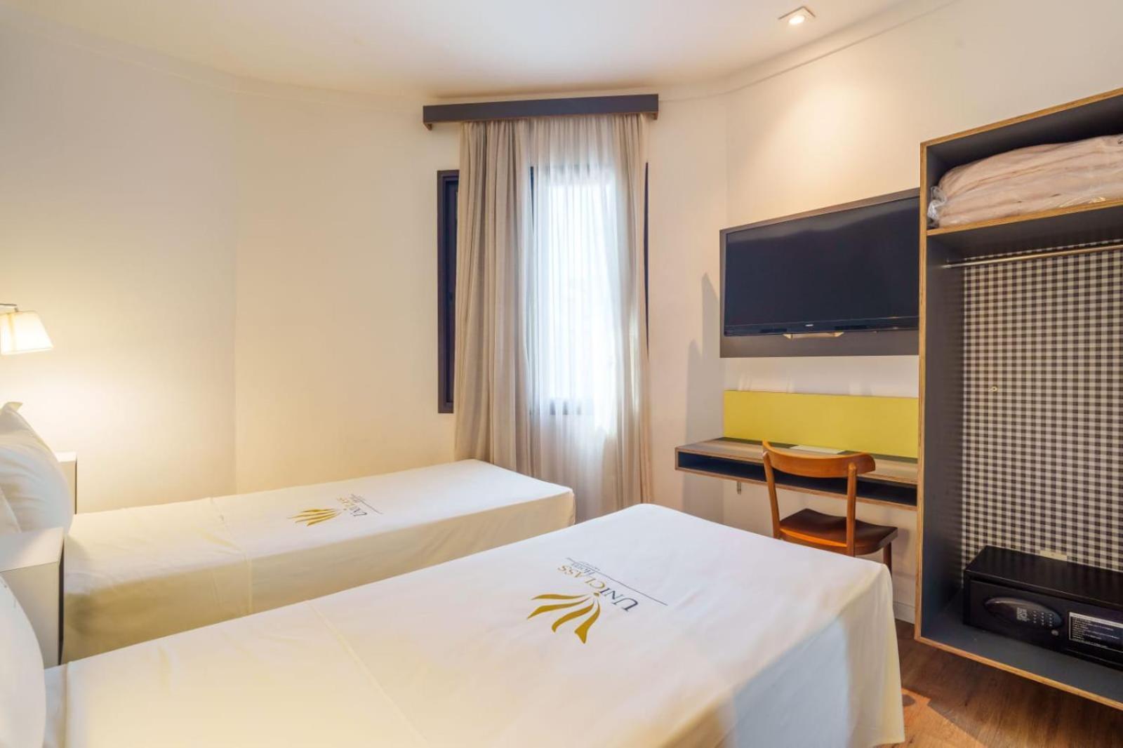 Uniclass Hotel Pinheiros San Paolo Esterno foto