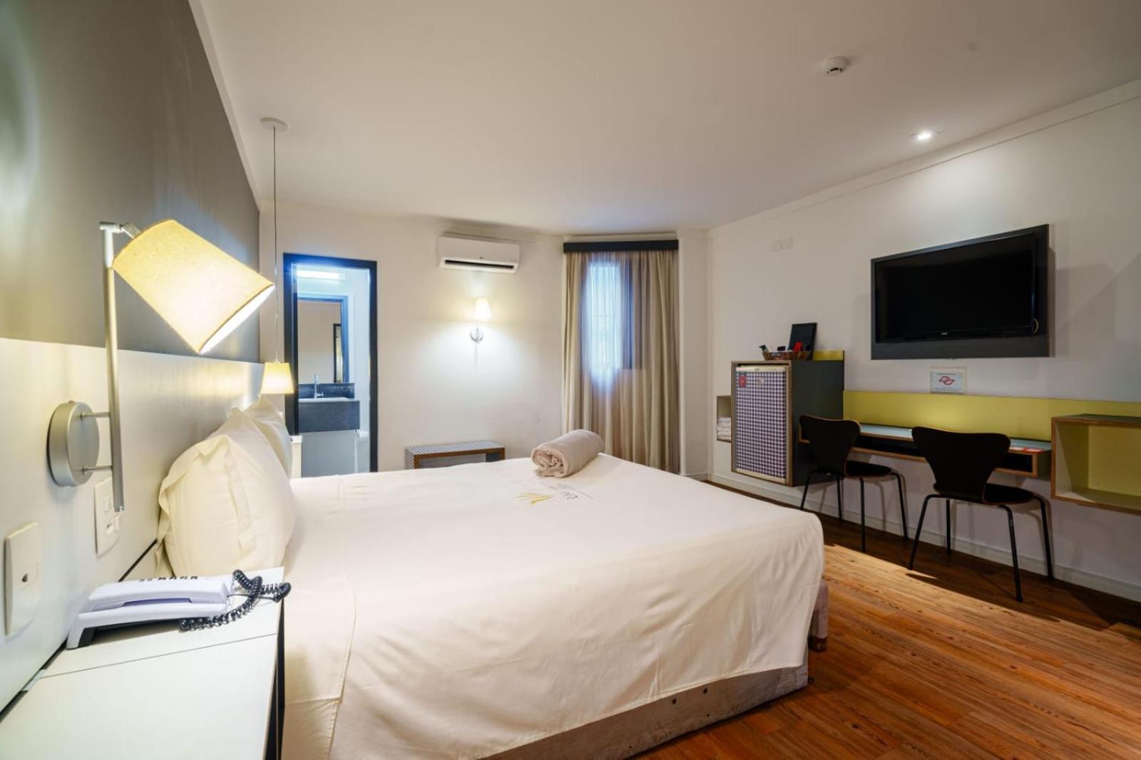 Uniclass Hotel Pinheiros San Paolo Esterno foto