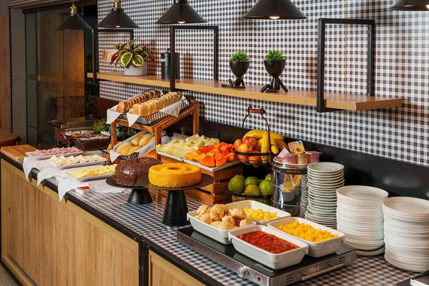 Uniclass Hotel Pinheiros San Paolo Esterno foto